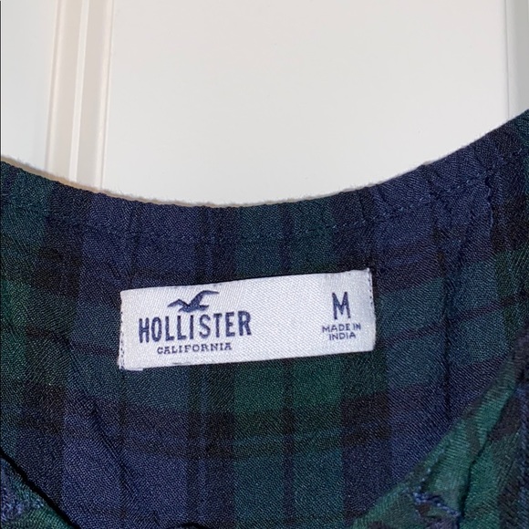 Dark Green Plaid Loose Tank Top - Picture 3 of 6